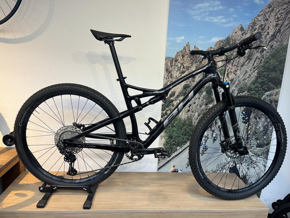 Test de gravel of Full suspension ATB van BH! Test de gravel of Full suspension ATB van BH!